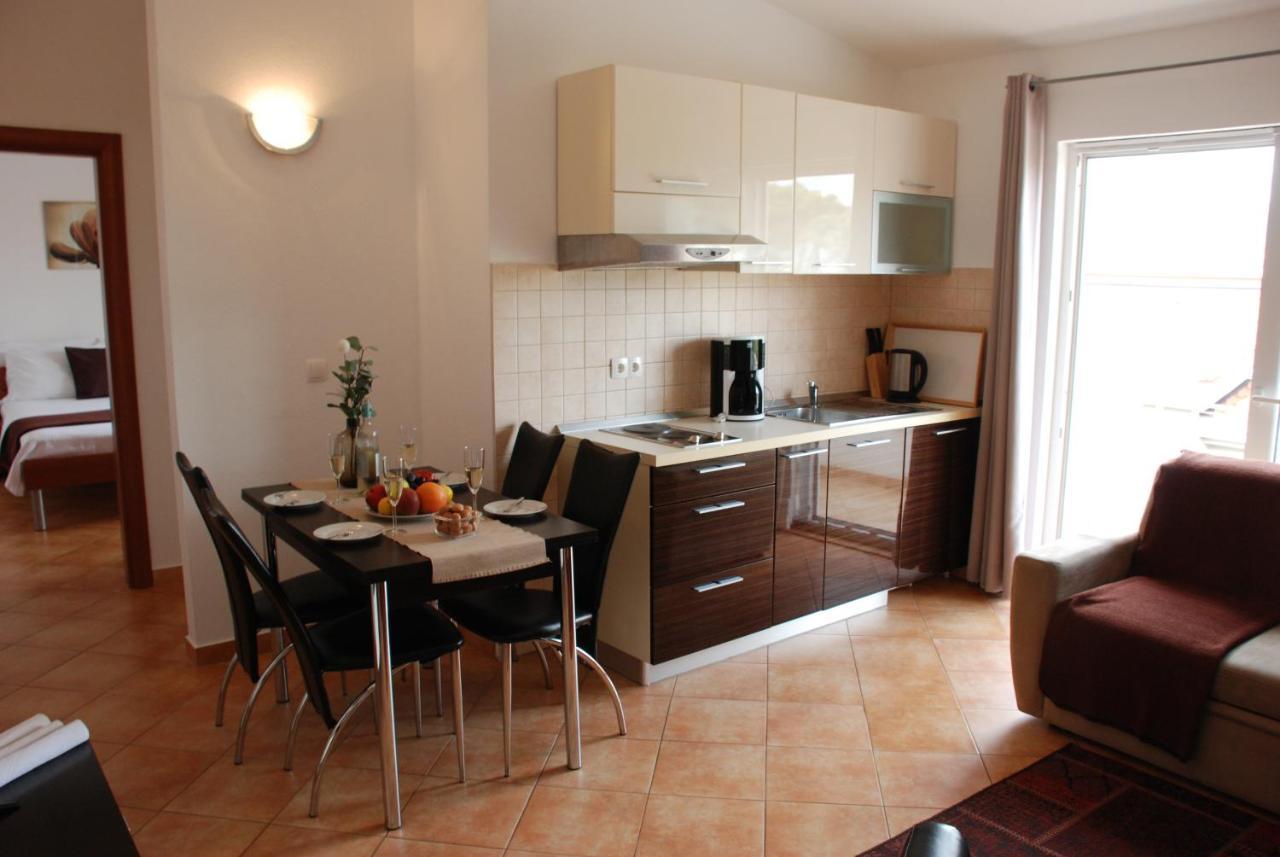 Apartments Antonella Трогир Экстерьер фото