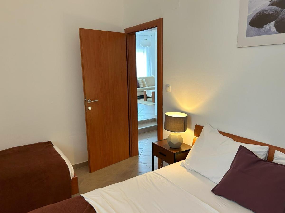 Apartments Antonella Трогир Экстерьер фото