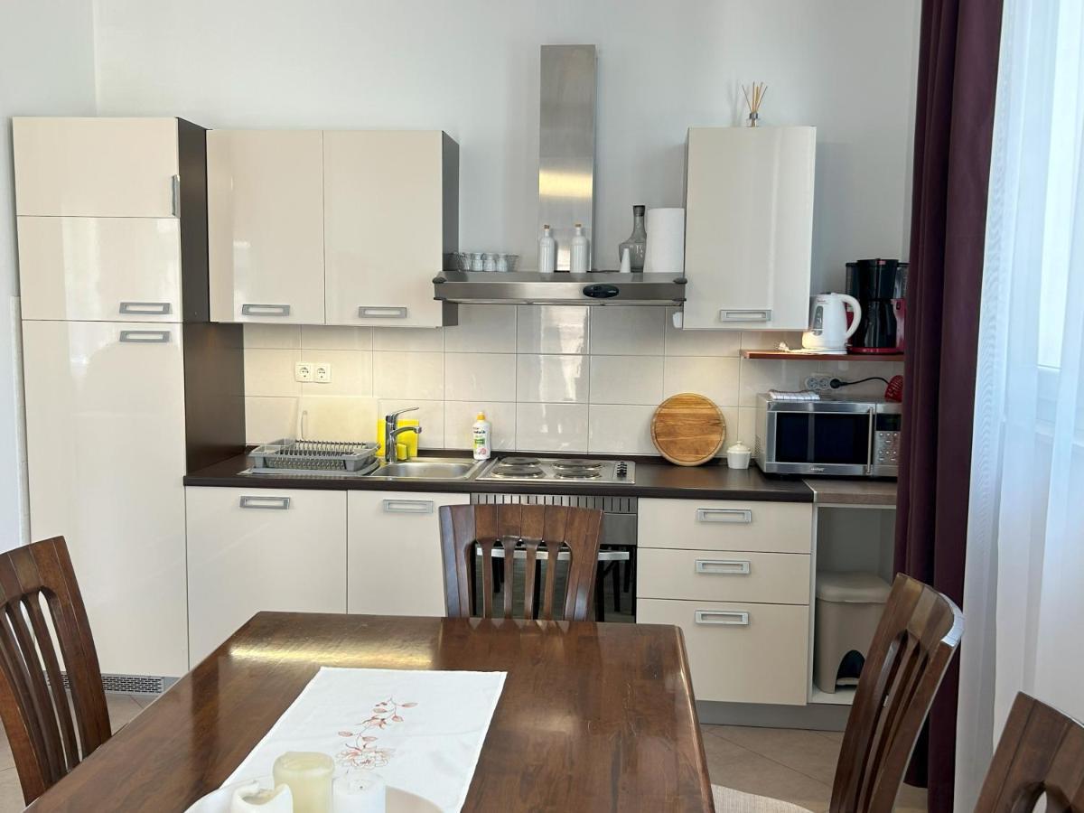 Apartments Antonella Трогир Экстерьер фото