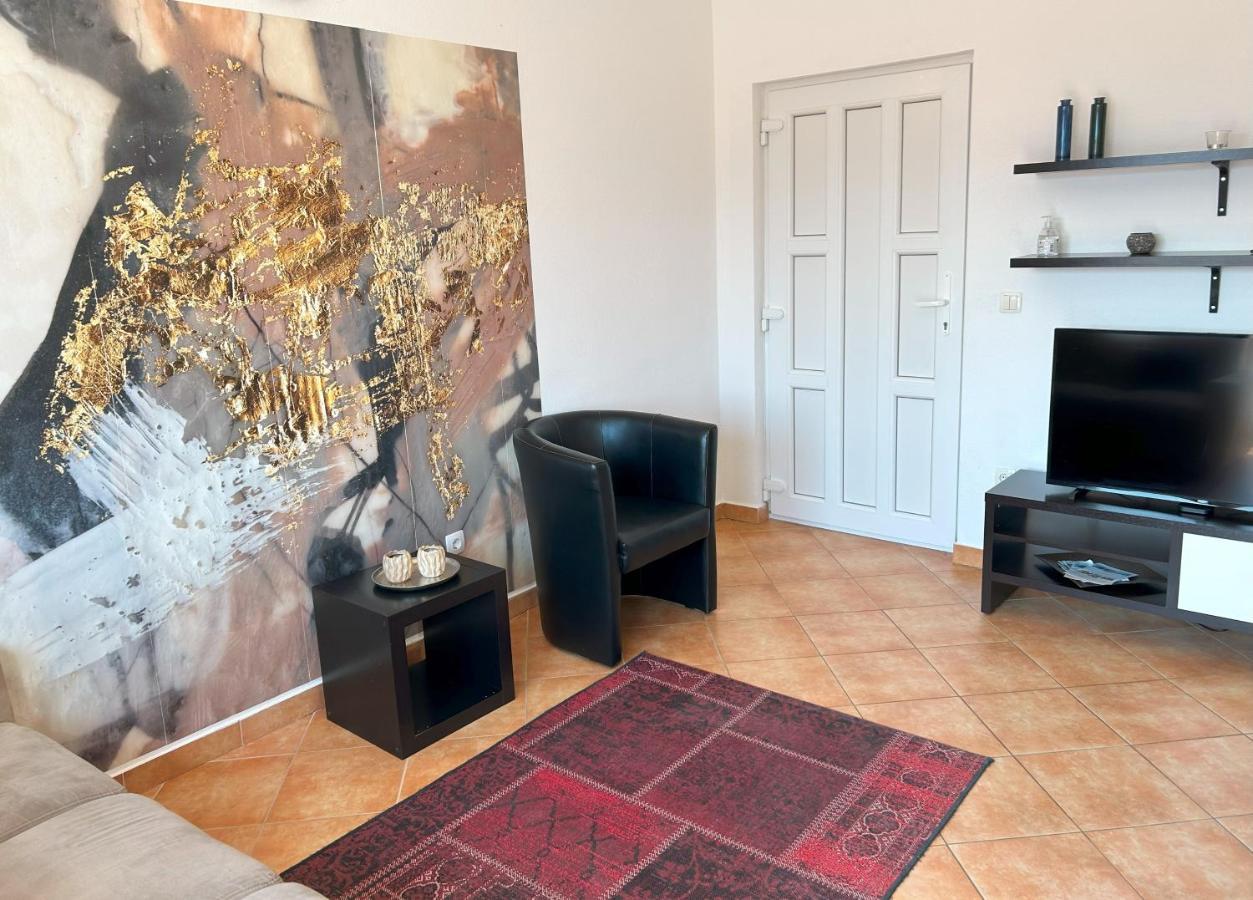 Apartments Antonella Трогир Экстерьер фото
