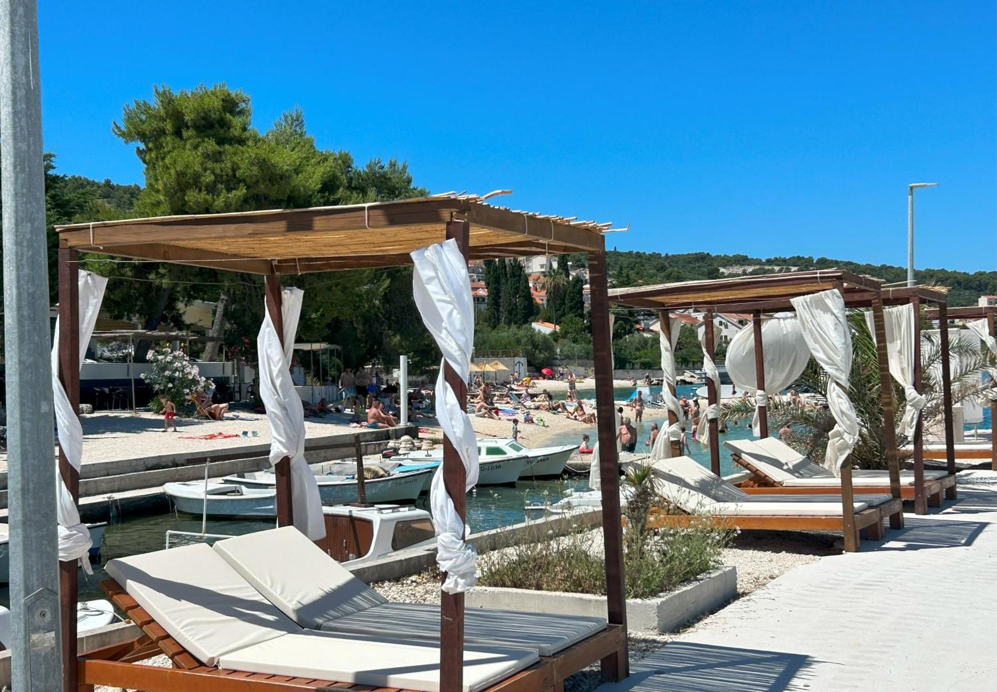 Apartments Antonella Трогир Экстерьер фото